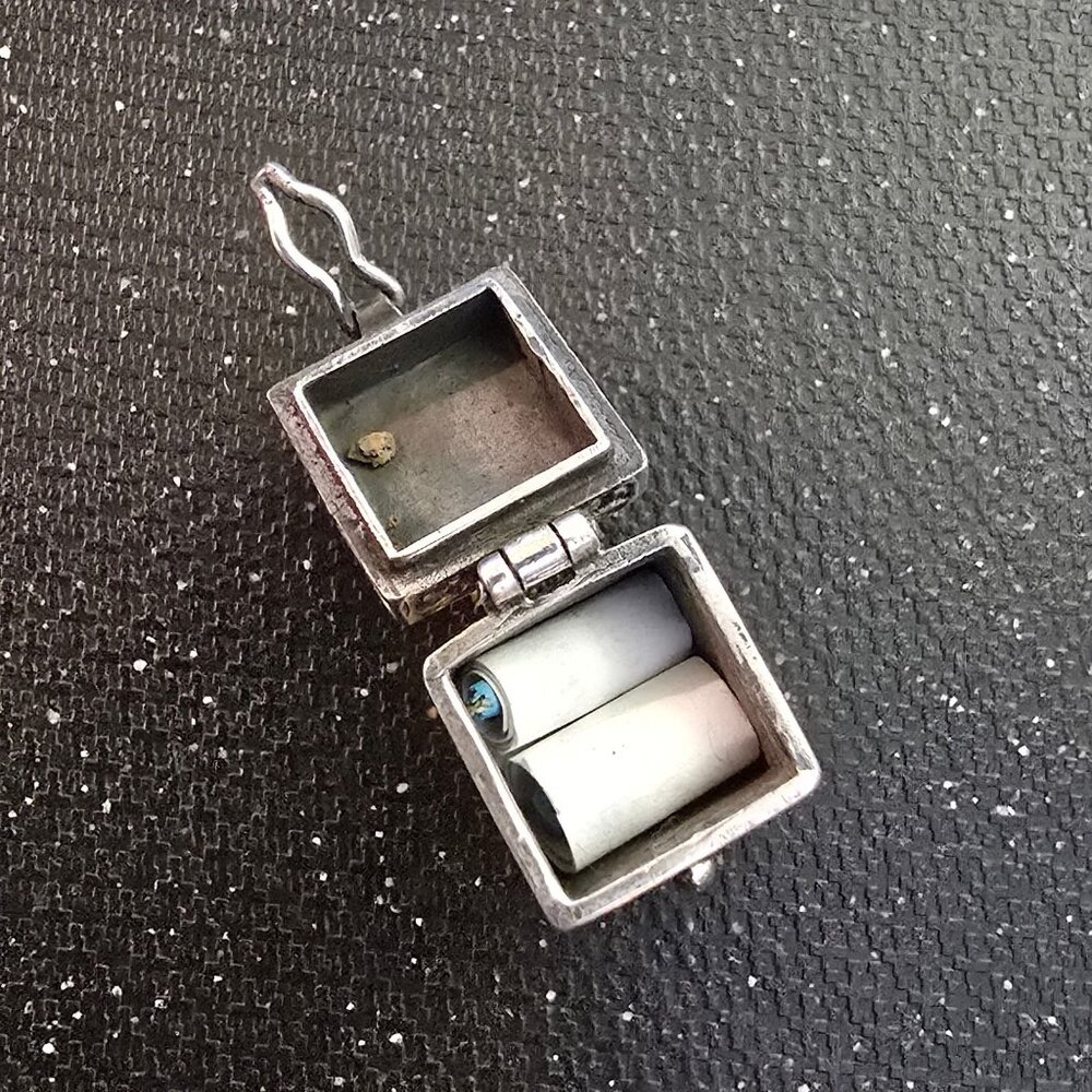 VTG 925 Sterling Silver Prayer Box Pendant 1" 8.07g Signed DHS - Picture 7 of 12